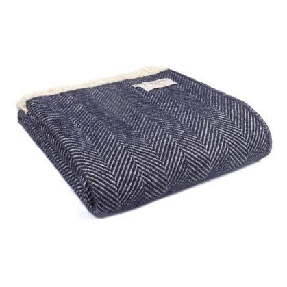 Tweedmill -  Uldplaid - Fishbone Navy - 150 X 183cm